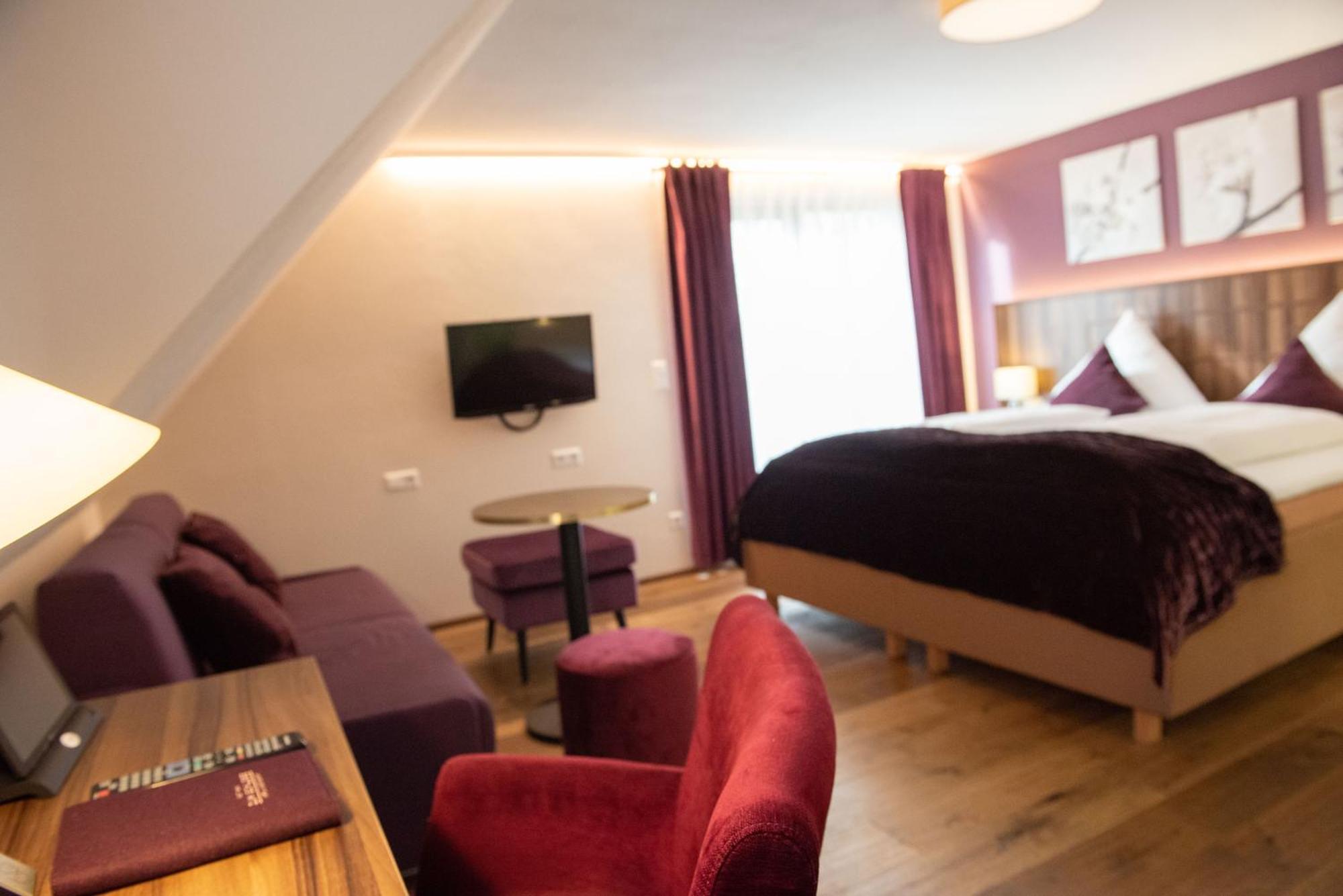 Boutique - Zum Schloss 4*