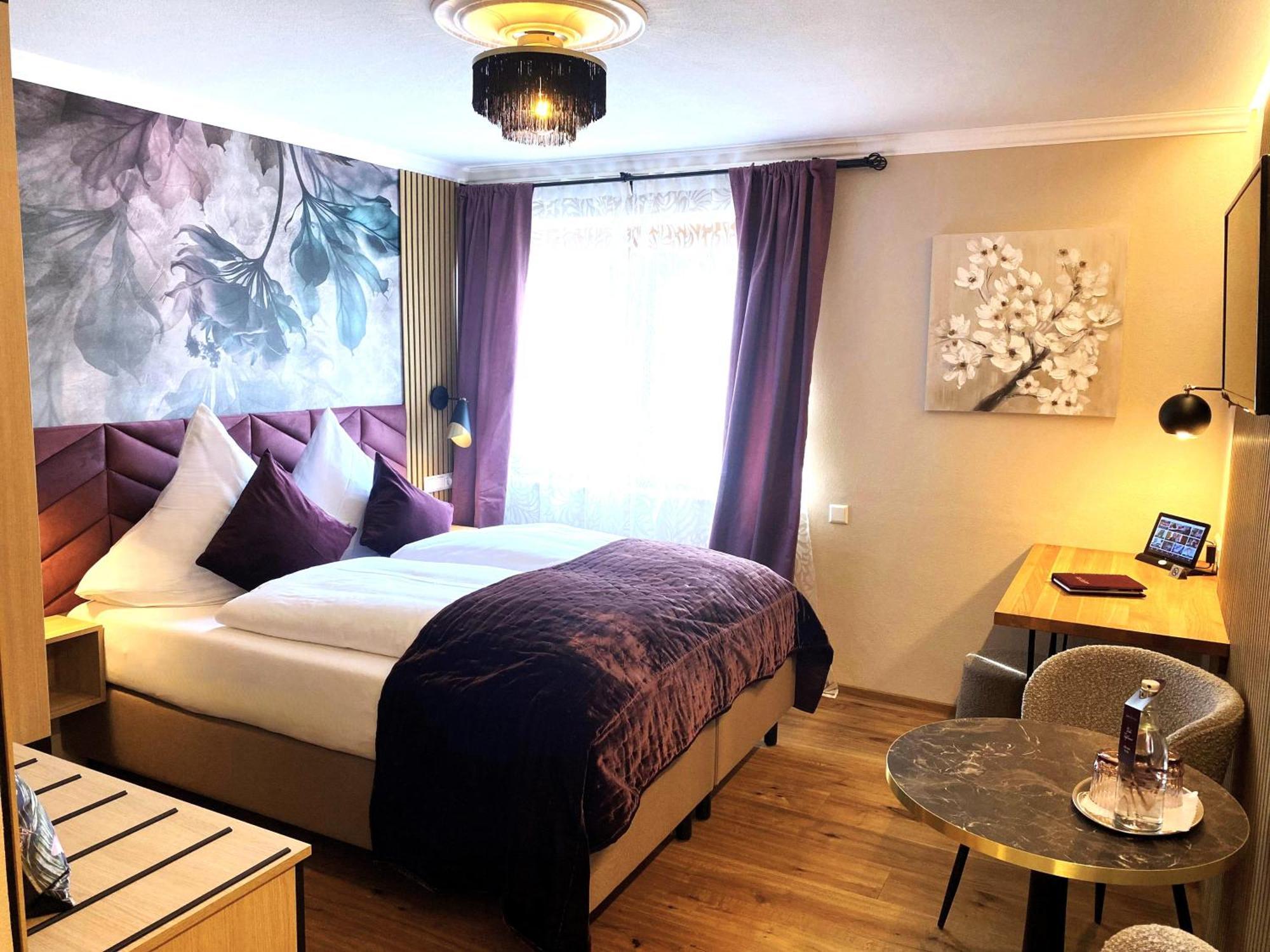 Hotel Boutique - Zum Schloss 4*