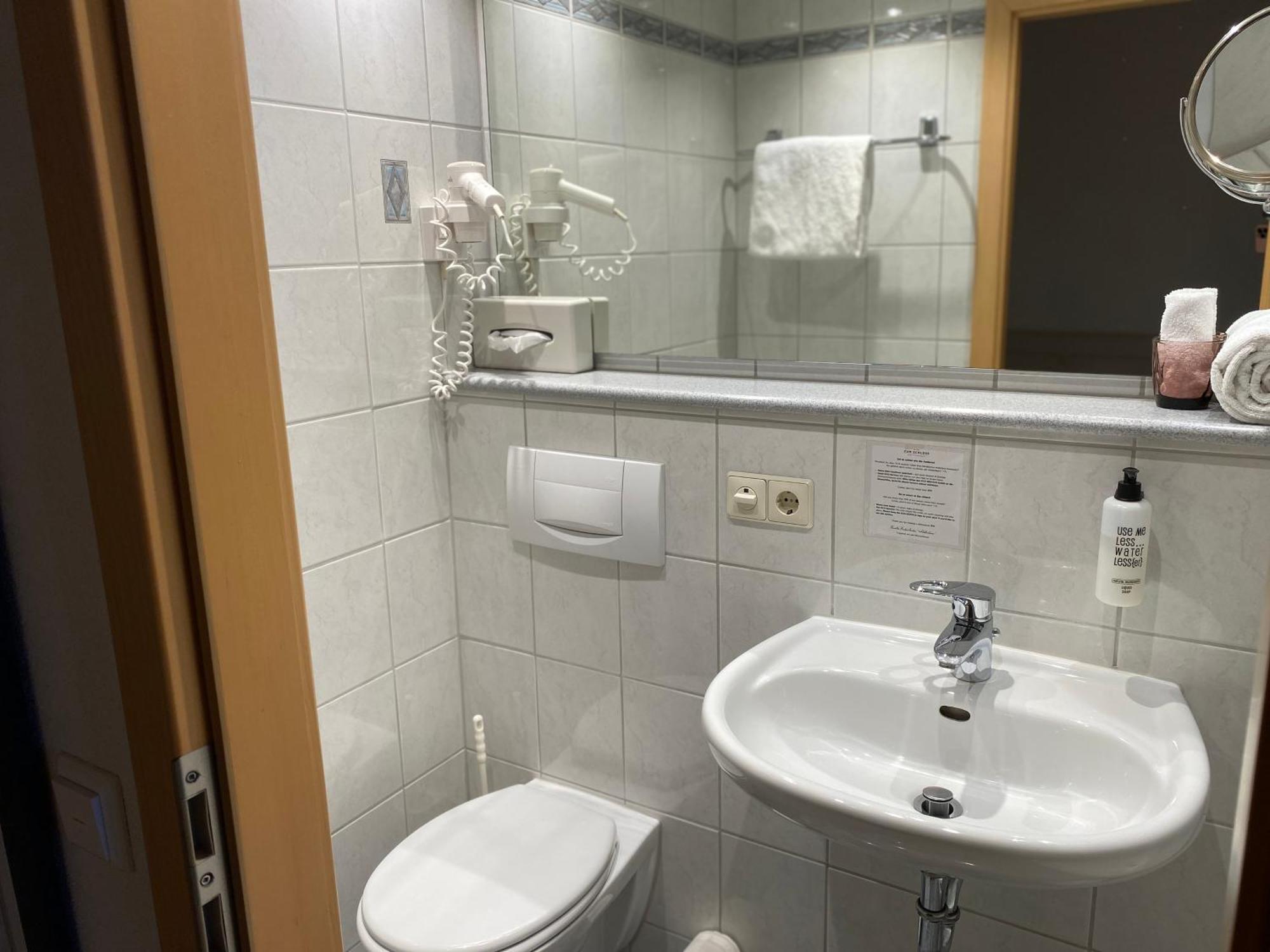 Boutique - Zum Schloss 4*